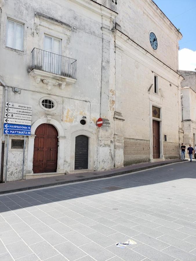 Appartement Dimora Maggi Al Corso - Affitti Brevi Italia à Monte SantʼAngelo Extérieur photo